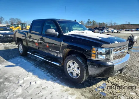 2008 Chevrolet Silverado K1500 z USA, uszkodzony, nr VIN 2GCEK13C881273098